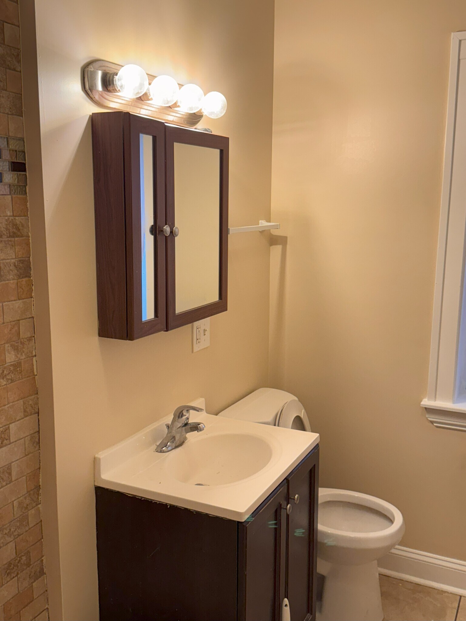 Bathroom Layout - 8138 S Saginaw Ave