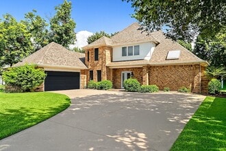 Building Photo - 1714 Plantation Dr