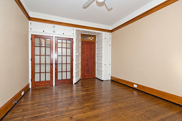 Building Photo - 5825 N Kenmore Ave