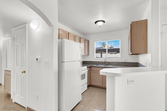 Building Photo - 4404 W Lake Mead Blvd