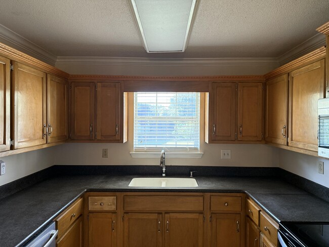 Building Photo - 132 Villacrest Dr