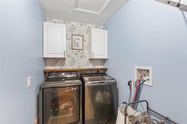 Building Photo - 4123 Harbor Lake Dr