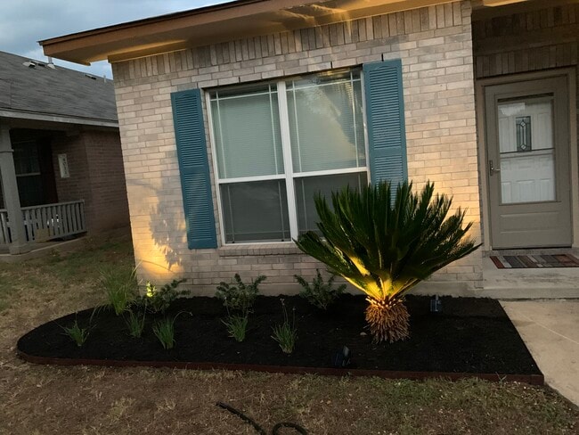 Building Photo - 4009 Louise Lee Dr