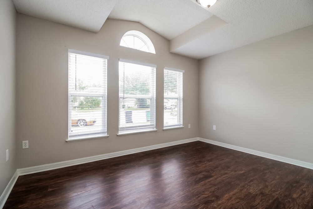 Building Photo - 12514 Woodbury Cove Dr