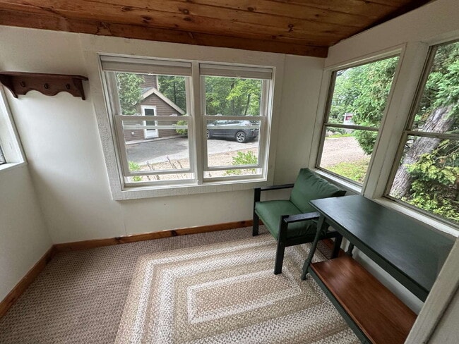 Building Photo - Charming Barrington Cottage Retreat: Fully Equipped 1BR Living with Private Yard Space!