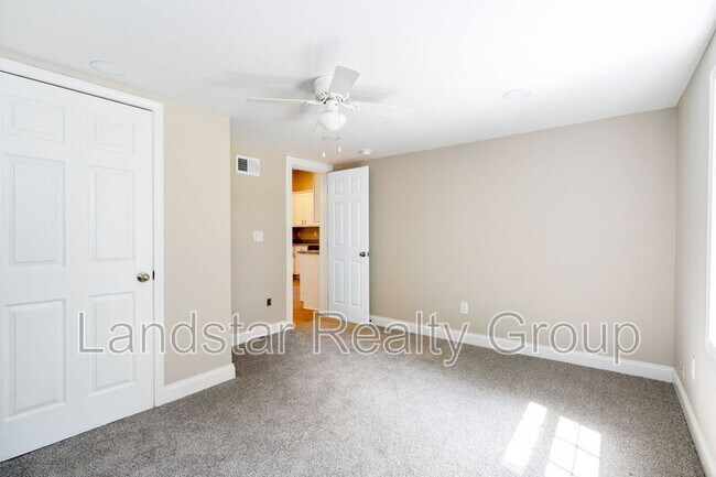 Building Photo - 4013 S 2nd St