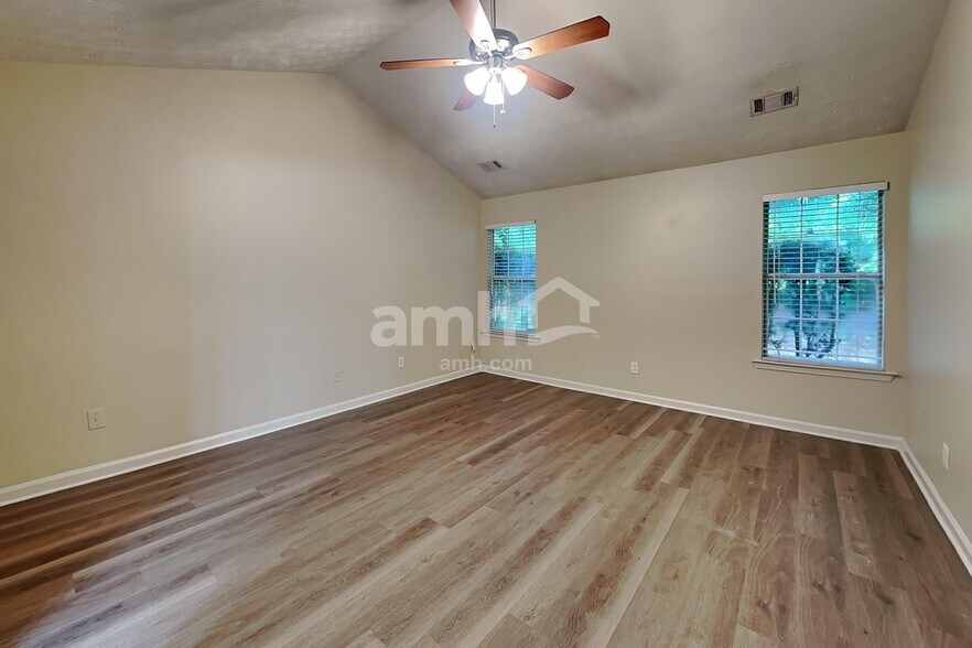 Building Photo - 4701 Gold Mine Dr