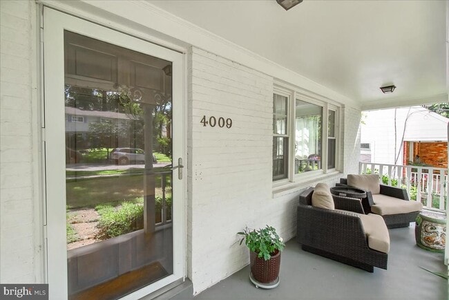 Building Photo - 4009 Simms Dr