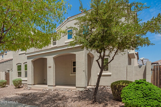 Building Photo - 2258 S Ponderosa Dr
