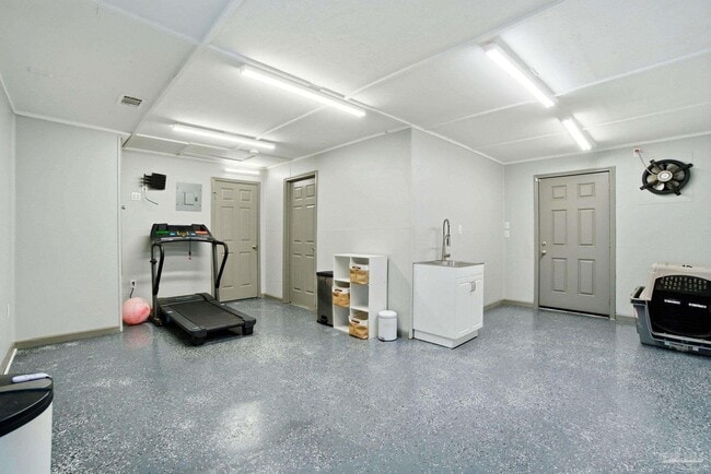 Building Photo - 3750 Martin St