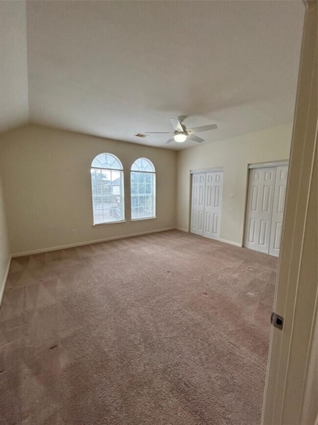 Building Photo - 13046 Echo Landing Dr