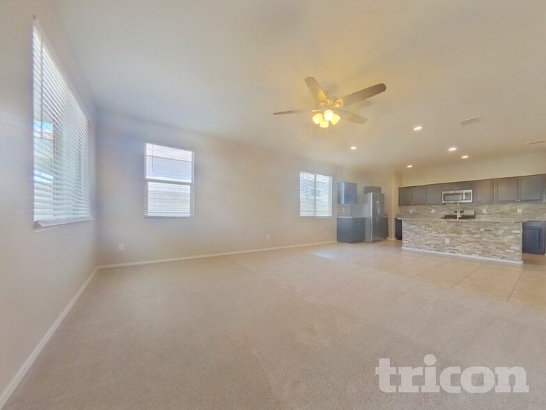 Building Photo - 3712 N 310th Ln