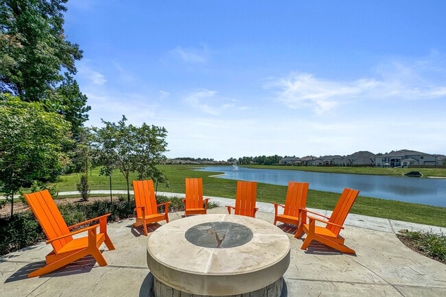 Building Photo - 4055 Woodland Meadow Dr
