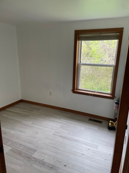 Second bed, has closet - 677 Valley Rd