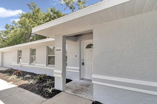 Building Photo - 2405 SE 46th Ct