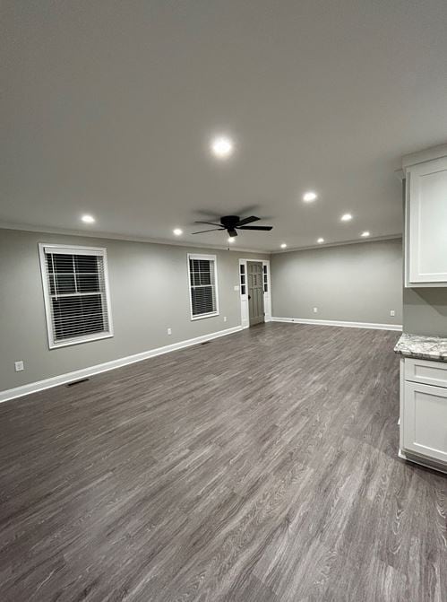 LIVINGROOM - 6990 Shoal Creek Rd