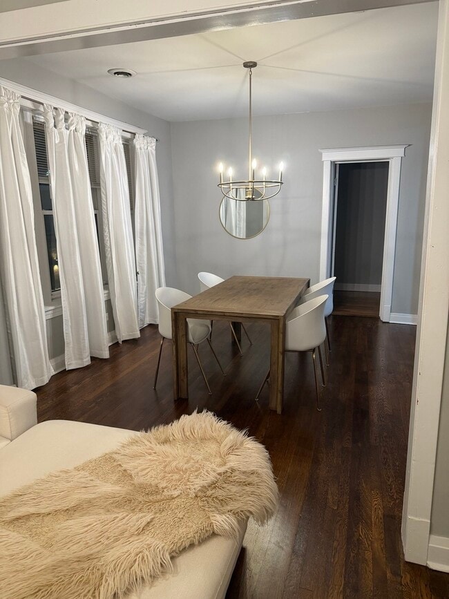 Building Photo - 3138 W School St