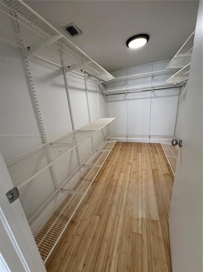 Building Photo - 5600 Collins Ave