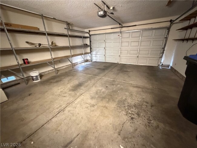 Building Photo - 2071 Angel Falls Dr