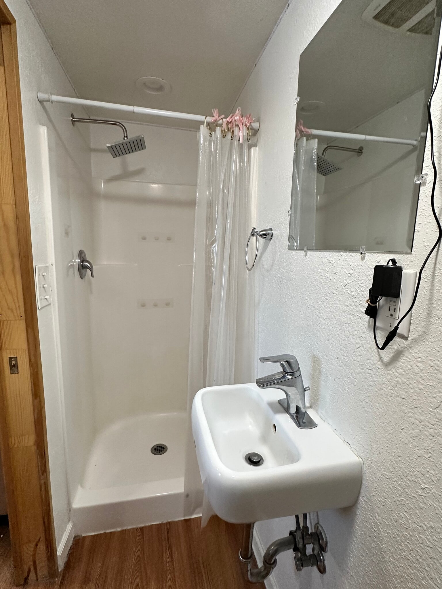 Building Photo - 729 9th Ave