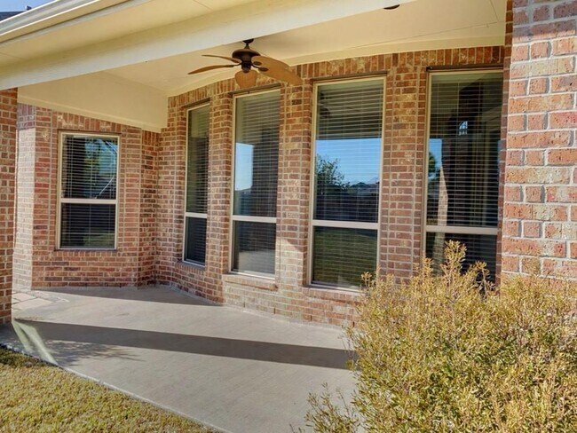 Building Photo - 20111 Ivory Valley Ln