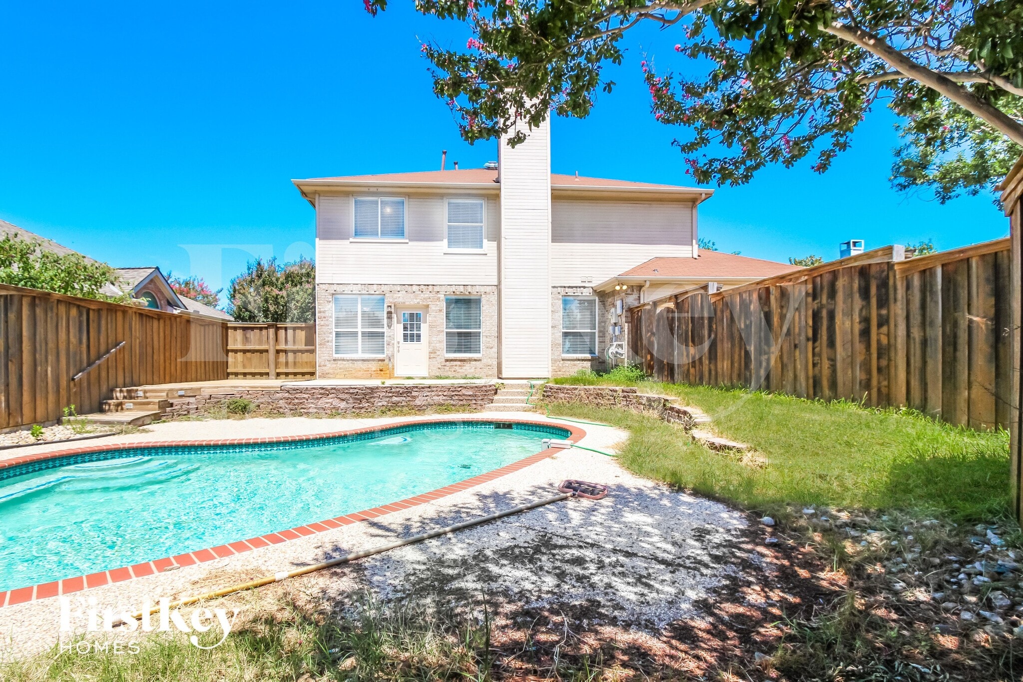 Building Photo - 1008 Mark Twain Dr