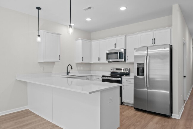 Building Photo - New Construction! GARBAGE/LAWN INCLUDED! N...