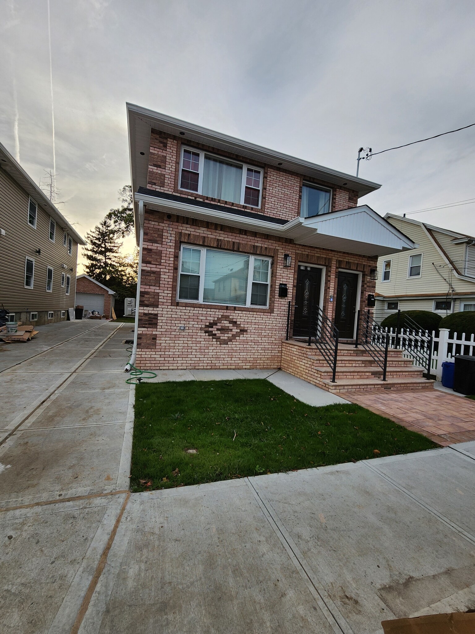 Building Photo - 11922 190th St