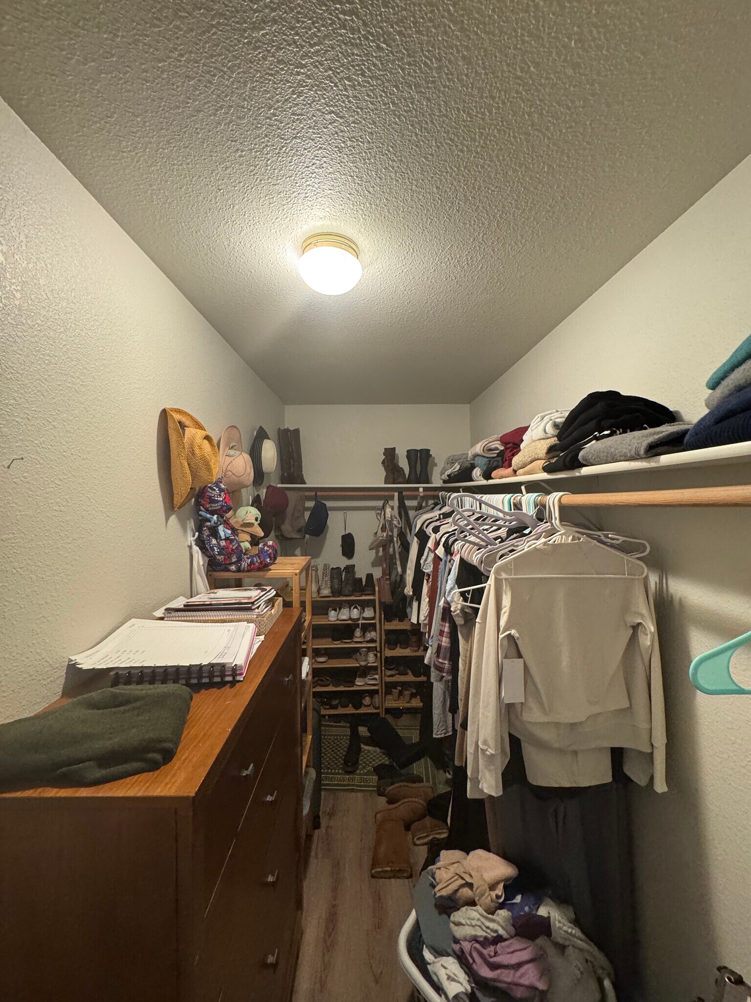 Building Photo - 2062 NE Chanel Ct