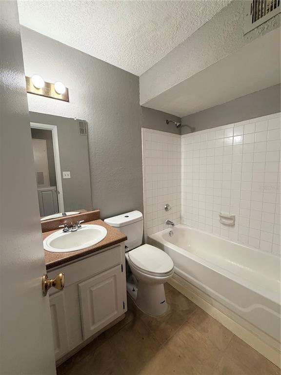 Building Photo - 4367 Thornbriar Ln