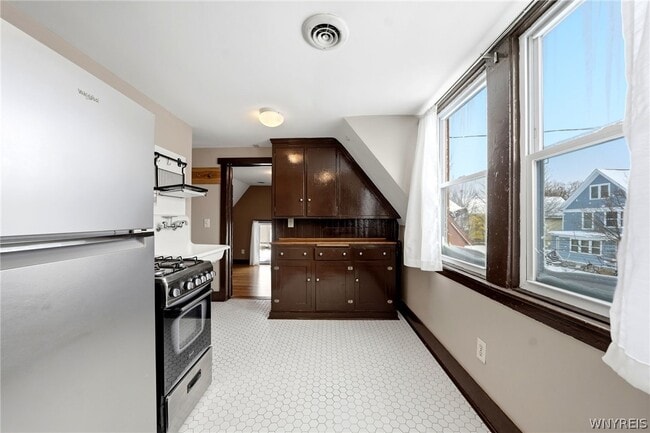 Building Photo - 78 15th St