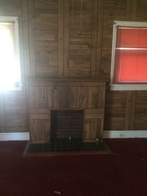 Building Photo - 3318 Darien St