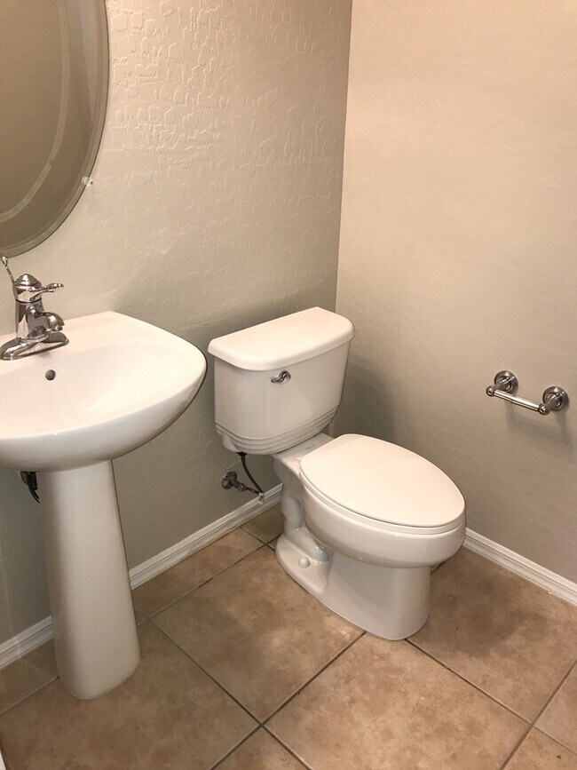 Building Photo - Coming Soon - 3 Story Town Home - Gated Community / Pool