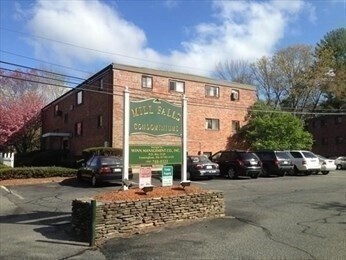 Primary Photo - 71 Nicholas Rd
