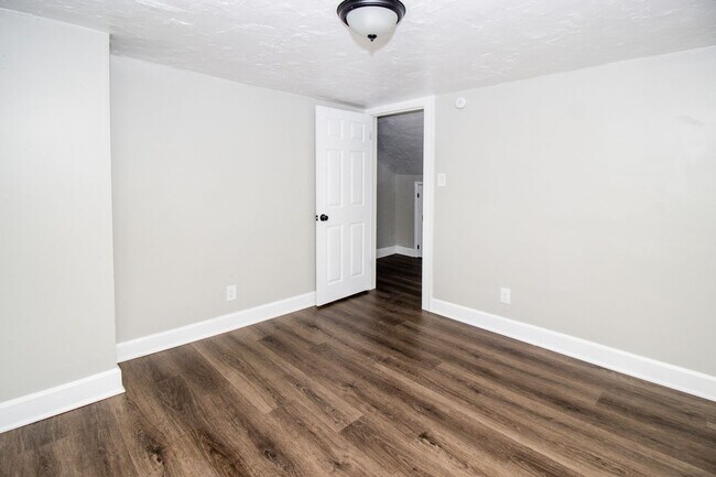 Building Photo - 5153 Cato St