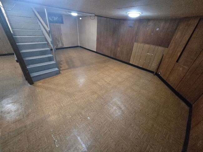 Building Photo - Connected Comfort Near New Florissant - Section 8 Friendly!