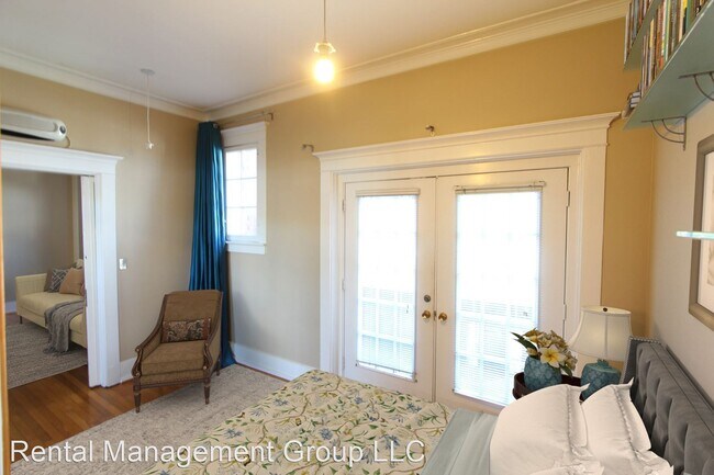 Building Photo - 1300 20th St S