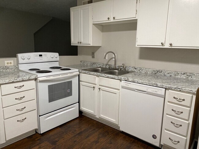 Building Photo - 25 Brianfield Cv