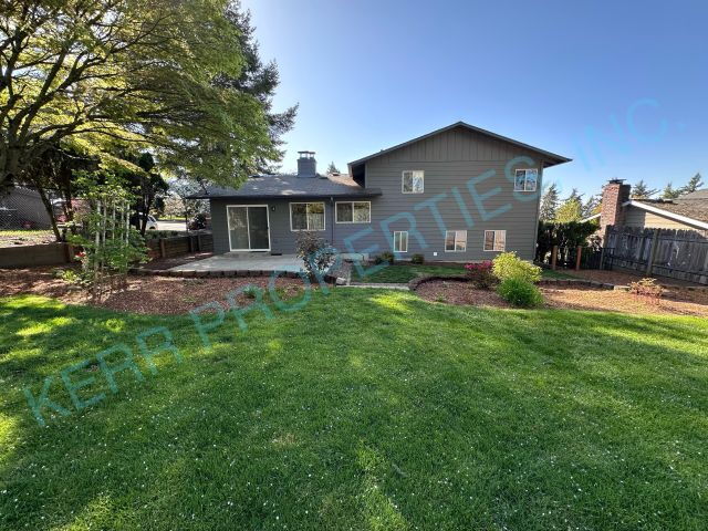 Building Photo - Charming 3-Bedroom Gresham Retreat with Spacious 1728 sq. ft. Layout and 2.5 Baths!