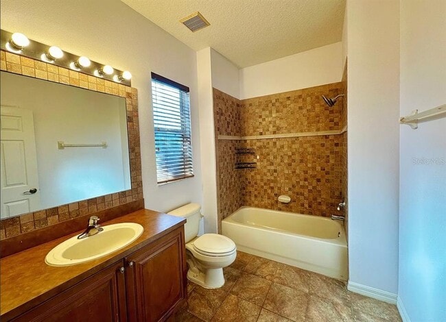 Building Photo - 13809 Amelia Pond Dr