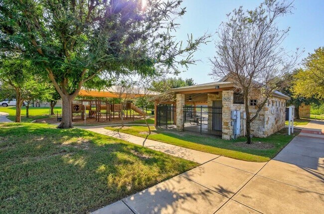 Building Photo - 11716 Larch Valley Dr