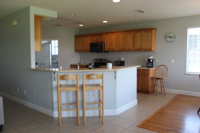 Building Photo - Furnished Riverview Home w/ Pool