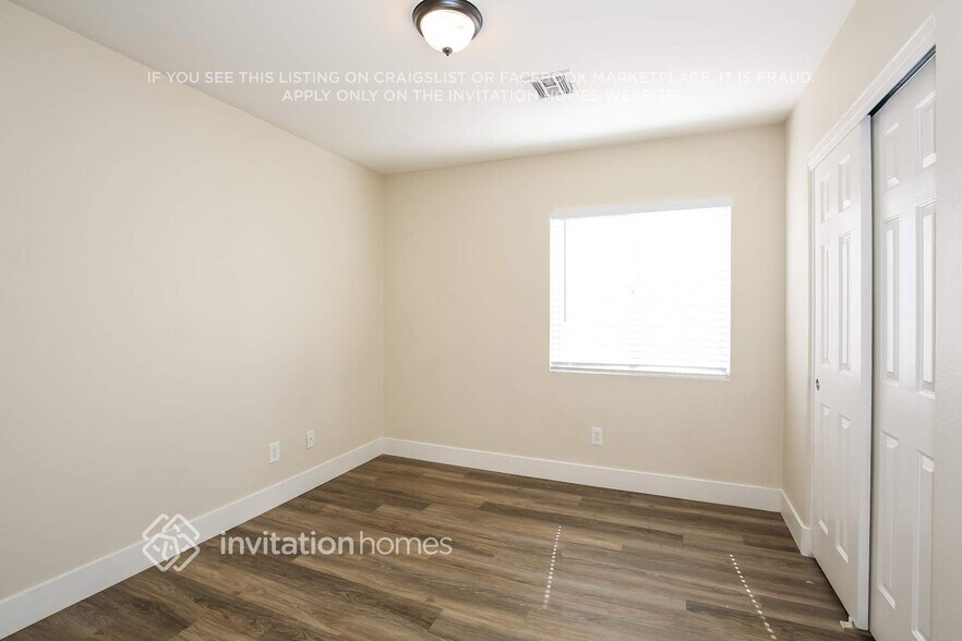 Building Photo - 5912 Negril Ave