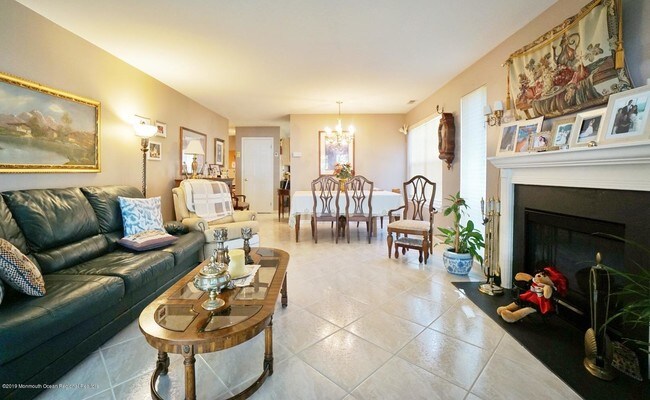 Building Photo - 81 Pagoda Ln