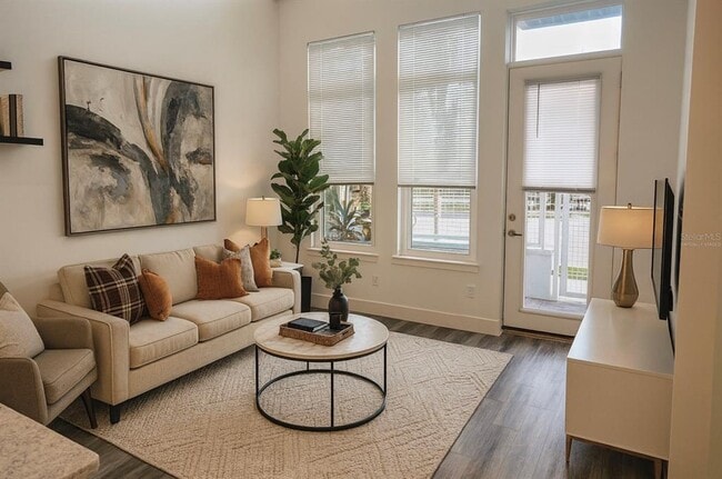 Building Photo - 1659 2nd St