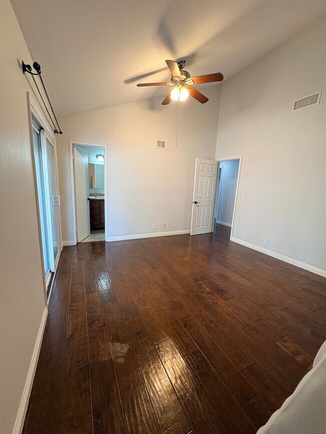 Building Photo - Beautiful single story home in Anaheim Hills. MUST SEE