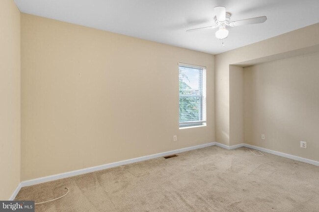 Building Photo - 909 N 19th St