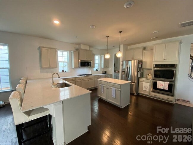 Building Photo - 6434 Raffia Rd