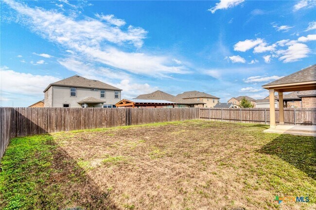 Building Photo - 1605 Henbit Ln