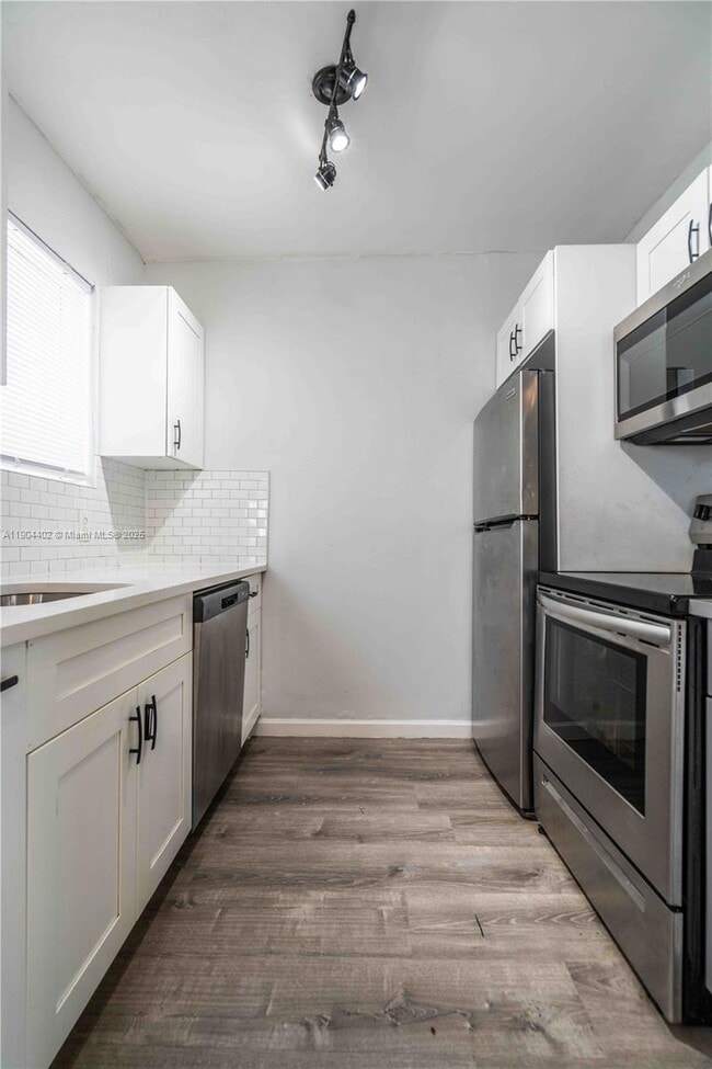 Building Photo - 6871 Abbott Ave